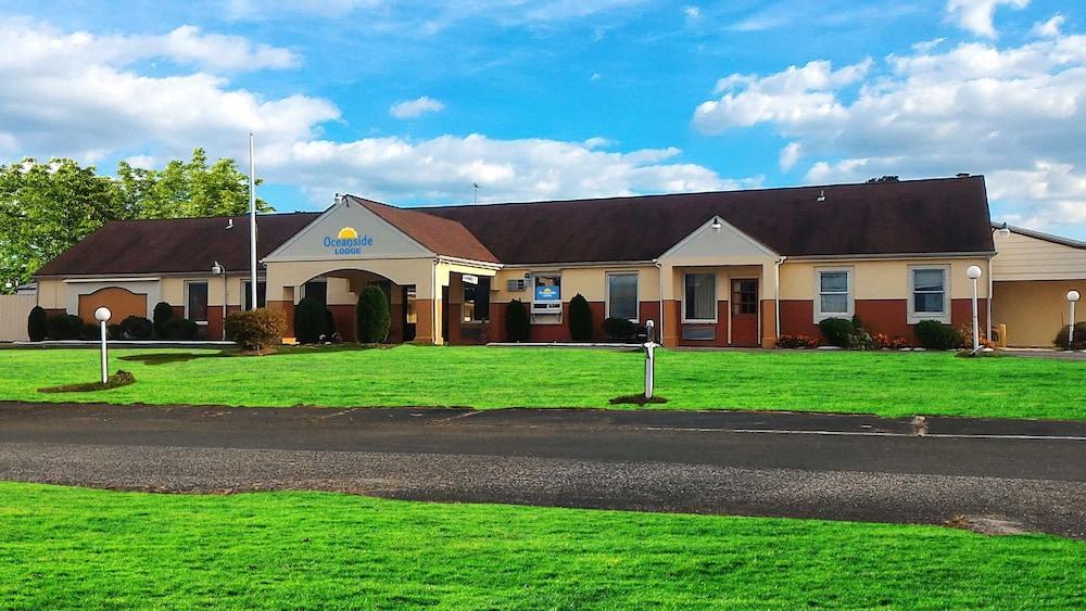 Oceanside Lodge Marmora エクステリア 写真