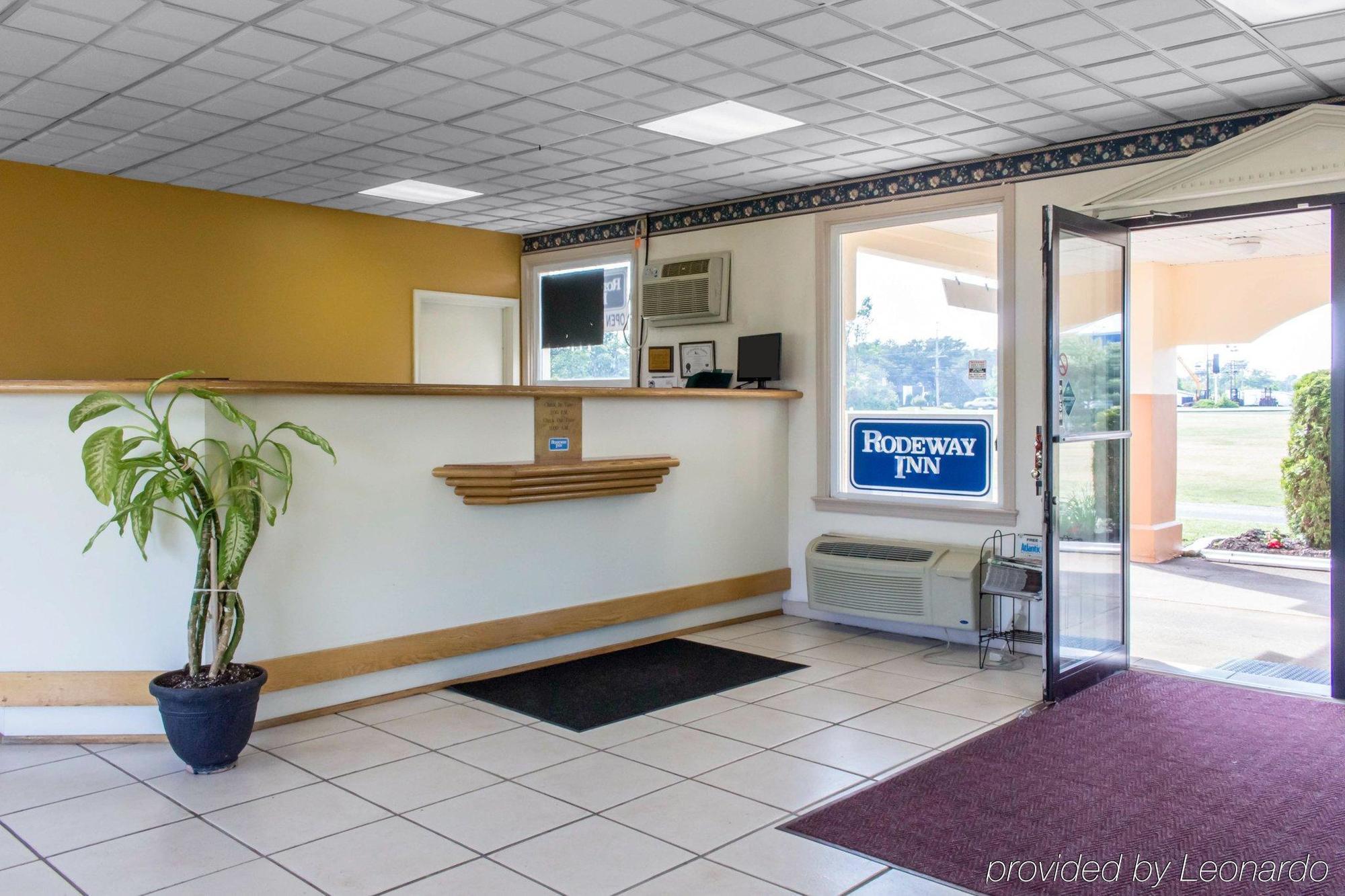 Oceanside Lodge Marmora エクステリア 写真