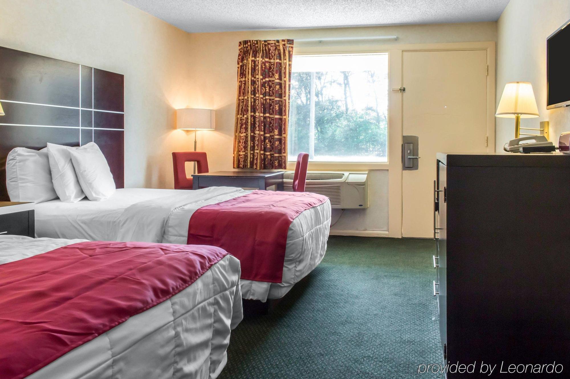 Oceanside Lodge Marmora エクステリア 写真
